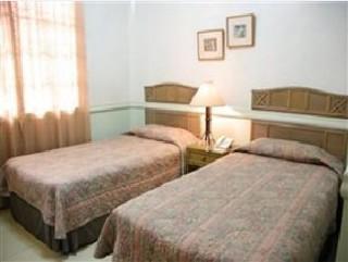 Villa Margarita Hotel Davao ภายนอก รูปภาพ