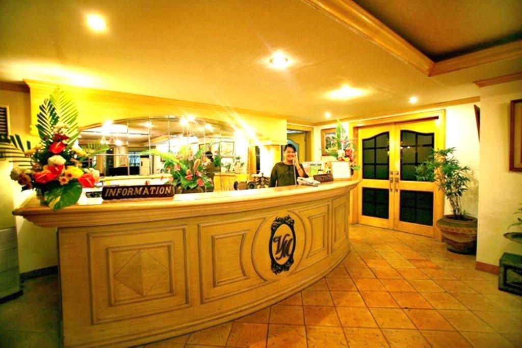 Villa Margarita Hotel Davao ภายนอก รูปภาพ